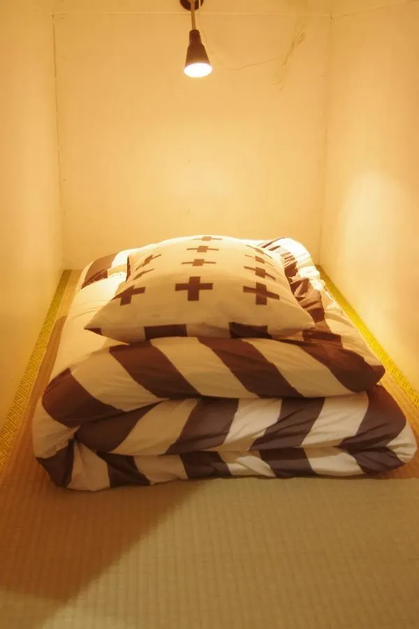 Kichinan Hotel Osaca 2*,  Japão